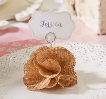 20-decorations-perfect-for-a-valentines-day-wedding19