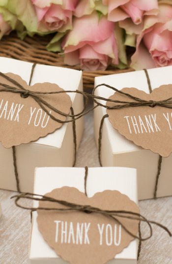 9 Unique Wedding Favors That Your Guests Will Actually Want ~ Oh My Veil