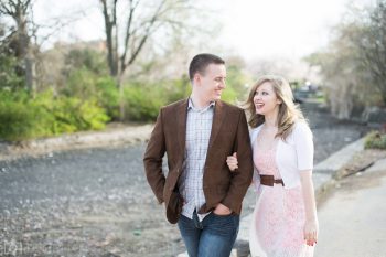 Taking Engagement Photos | Tips and Tricks for Taking Engagement Photos | Engagement Photos | Engagement | Wedding Planning | Wedding Photos | Tips For Engagement Photos