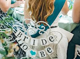 How to Throw The Best Bridal Shower| Best Bridal Shower, Throwing A Bridal Shower, How to Throw a Bridal Shower, Bridal Shower Prep Tips, Planning a Bridal Shower, How to Plan a Bridal Shower