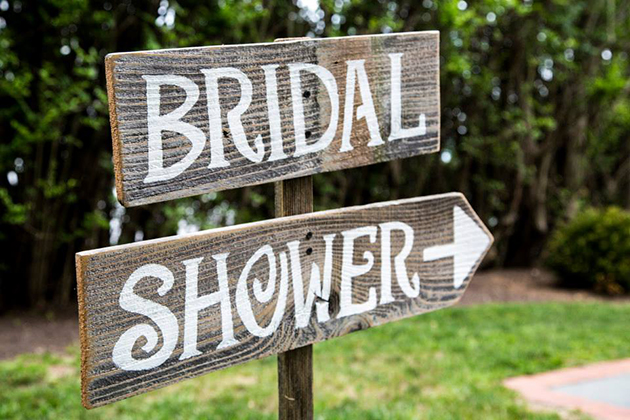 How to Throw The Best Bridal Shower| Best Bridal Shower, Throwing A Bridal Shower, How to Throw a Bridal Shower, Bridal Shower Prep Tips, Planning a Bridal Shower, How to Plan a Bridal Shower