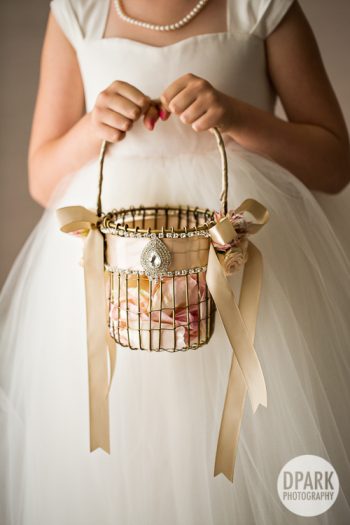 Easy to Make DIY Flower Girl Baskets| Flower Girl Baskets, DIY Flower Girl Baskets, DIY Wedding, Wedding DIY Projects, Inexpensive Wedding DIYs, Wedding Flower Girl Baskets, Popular