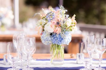 Find a Florist You’ll Love (And Who Won’t Break the Bank) | Wedding Flowers, Save Money On Flowers, Wedding Floral Tips, Wedding Budget, Wedding Budgeting