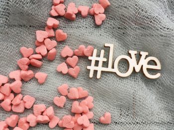 If you want to use a wedding hashtag for your wedding, you have to read this article! It can be really difficult to come up with a creative and unique wedding hashtag, but reading our tips and tricks here will make the process so much easier! Who doesn't appreciate wedding planning being easier? Don't miss out on these tips! 