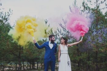 Smoke bomb wedding Photography. Do`s and don'ts. - Artisan X Wedding  Photography