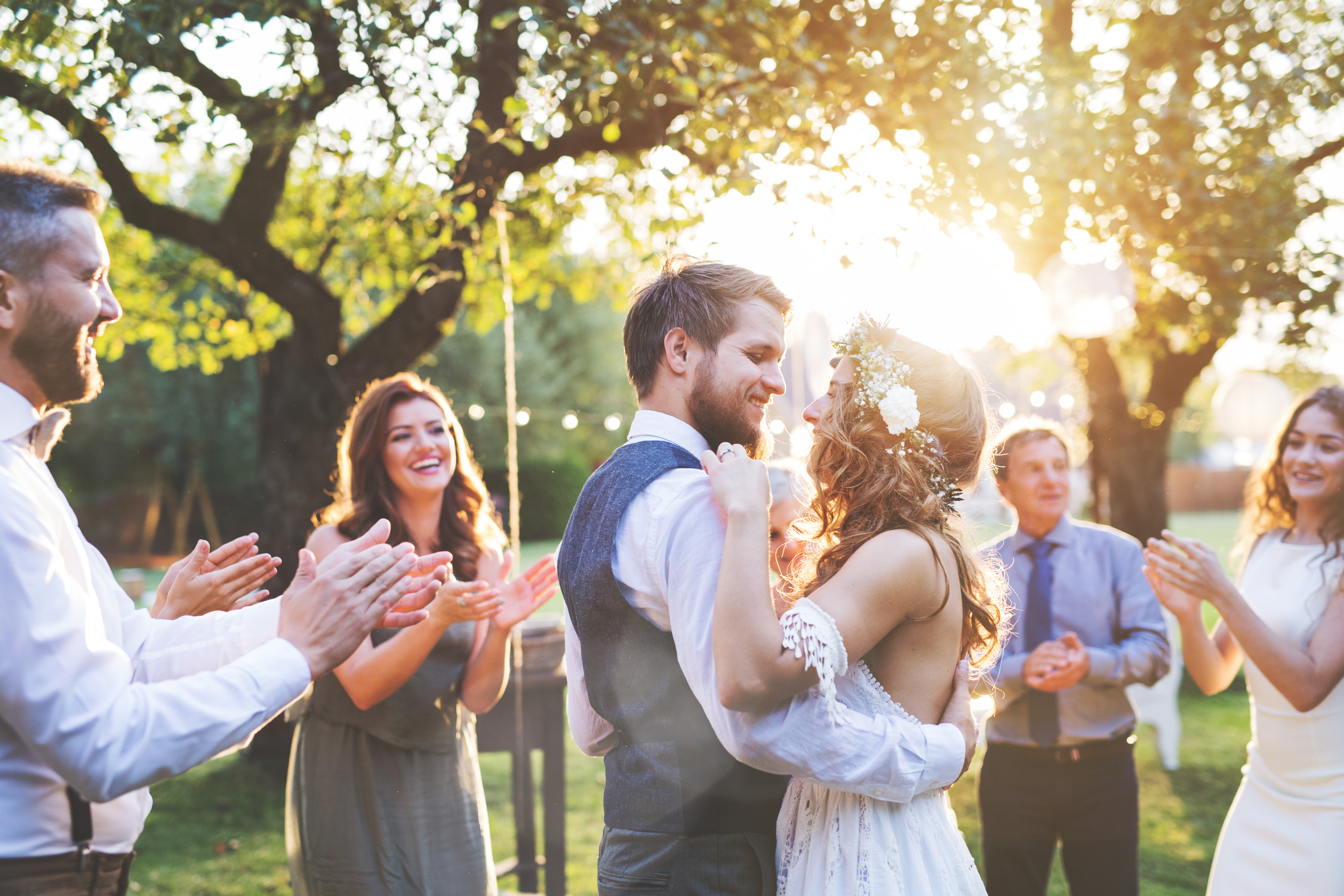 wedding etiquette | etiquette | wedding | wedding guests | how to act at weddings 