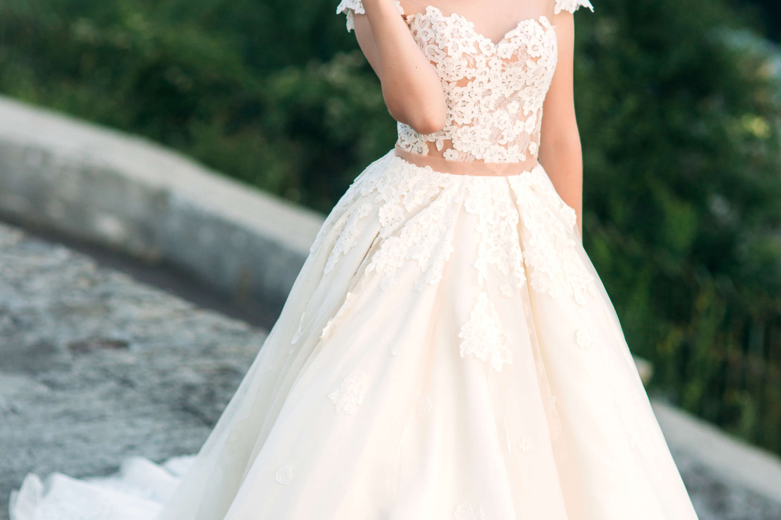 If you're planning a Spring wedding, make sure you look at Spring wedding dresses! A ball gown is always a good idea and will absolutely gorgeous against the Springtime flowers. 