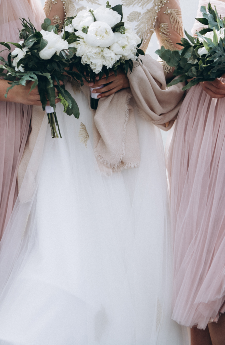 If you ask me, being a bridesmaid can be more fun than being an actual bride! It's so much fun to spend the happiest day of your life with your best friends. However, it can be hard to think of bridesmaid ideas that will please everyone, so that's why I rounded up my very favorites here. Take a look! 